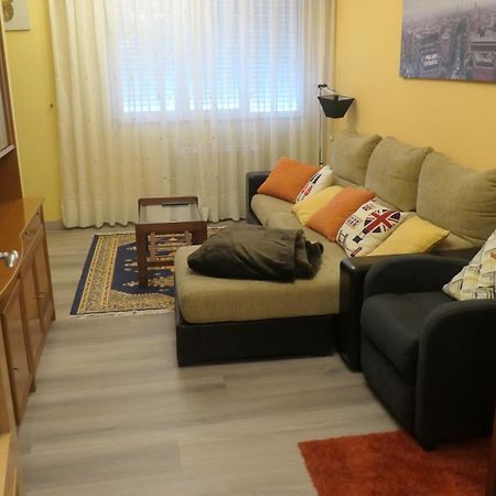 Piso Leo 1 Apartment Cee Ngoại thất bức ảnh