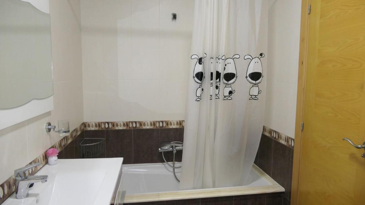 Piso Leo 1 Apartment Cee Ngoại thất bức ảnh